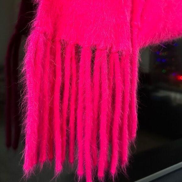 Unbranded Hot Pink Fuchsia Angora Blend Scarf With Fringe Hem - Picture 2 of 5